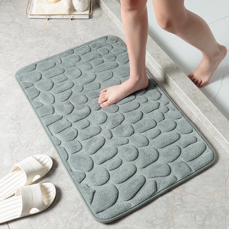 🔥Limited Time Only!🔥Cobblestone Embossed Bathroom Bath Mat – Non-Slip, Soft & Absorbent Bath Rug for Shower, Tub & Spa🛀