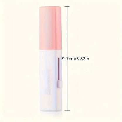 Dual-color eyeshadow for a natural and long-lasting look.